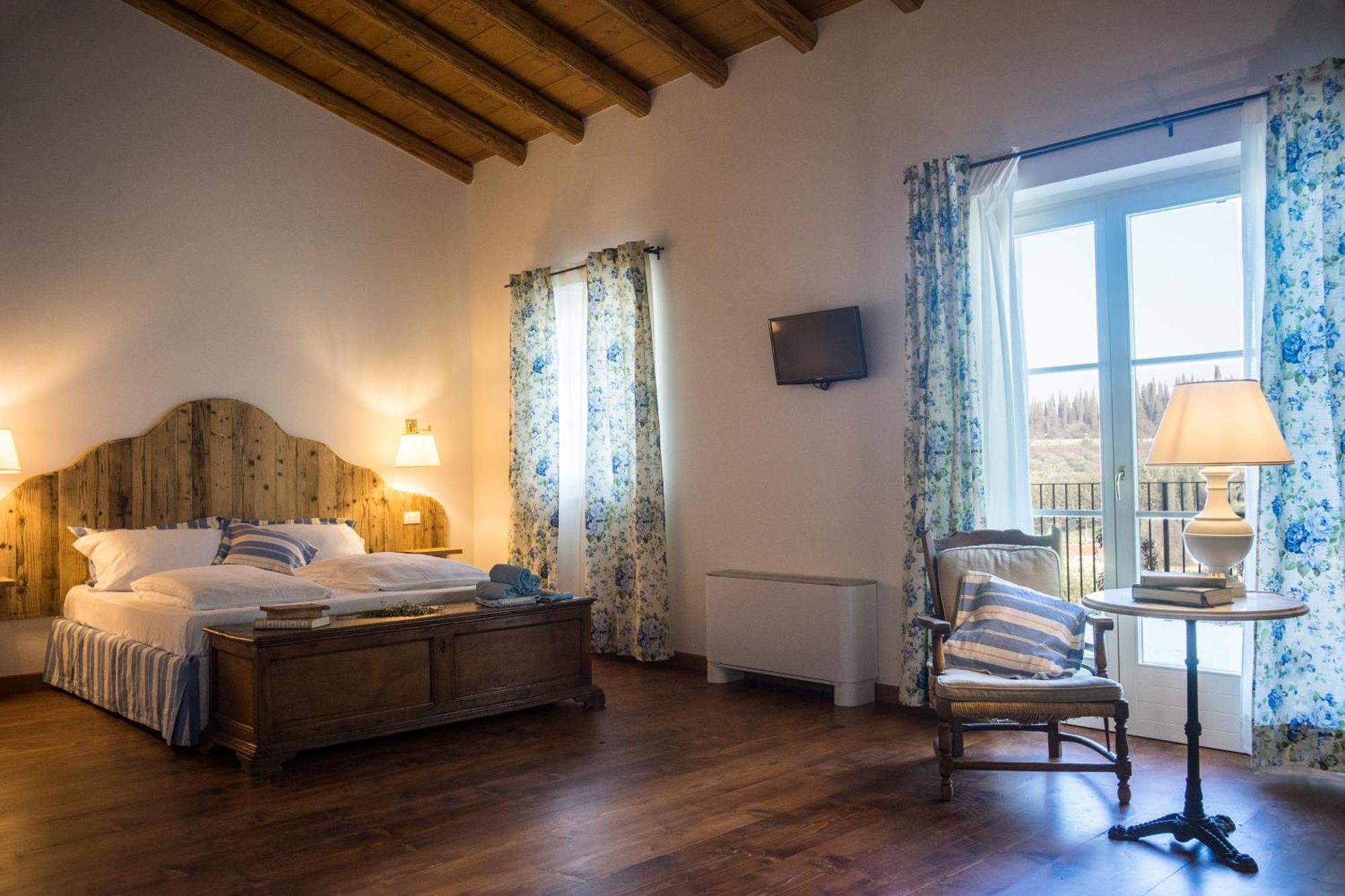Villa La Vineria Di San Mattia à Vérone Extérieur photo