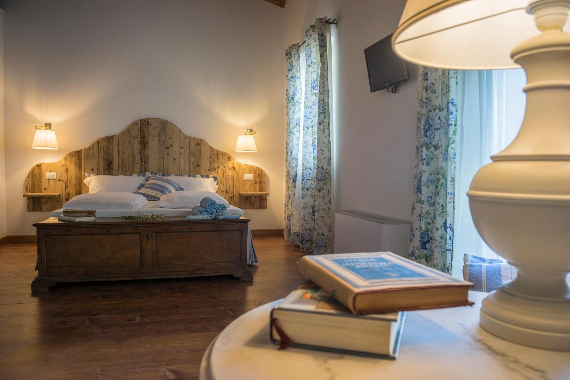 Villa La Vineria Di San Mattia à Vérone Extérieur photo